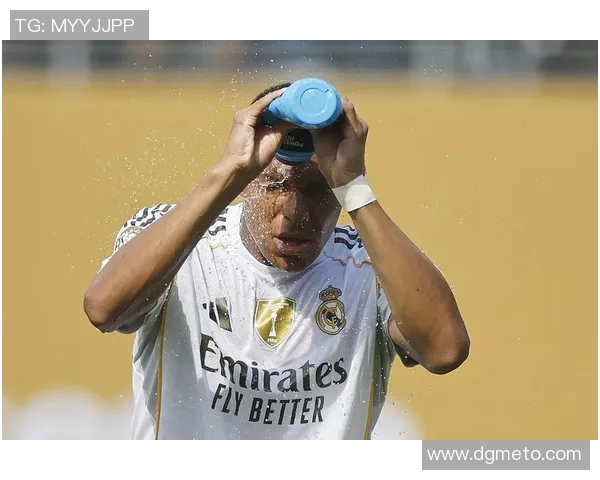 姆巴佩欧冠夜大放异彩赛后发言透露未来去向已成定局